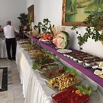Hotel Tuana 2*