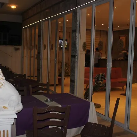 Tuana Ξενοδοχείο 2*